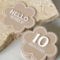 Acrylic Baby Milestone Markers – Flower Design for Monthly Photoshoots